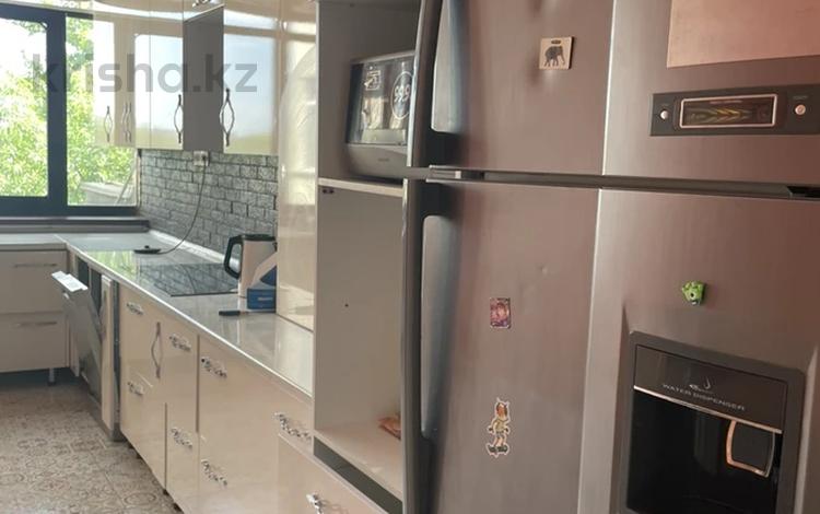 4-бөлмелі пәтер · 165 м² · 2/12 қабат, мкр 11, Локомотивная 7 — 11мкр, бағасы: 450 000 〒 в Актобе — фото 2