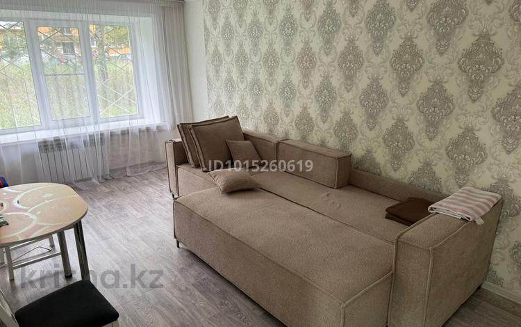 1-комнатная квартира · 44.3 м², 4 микрорайон 14 за 130 000 ₸ в Риддере — фото 2