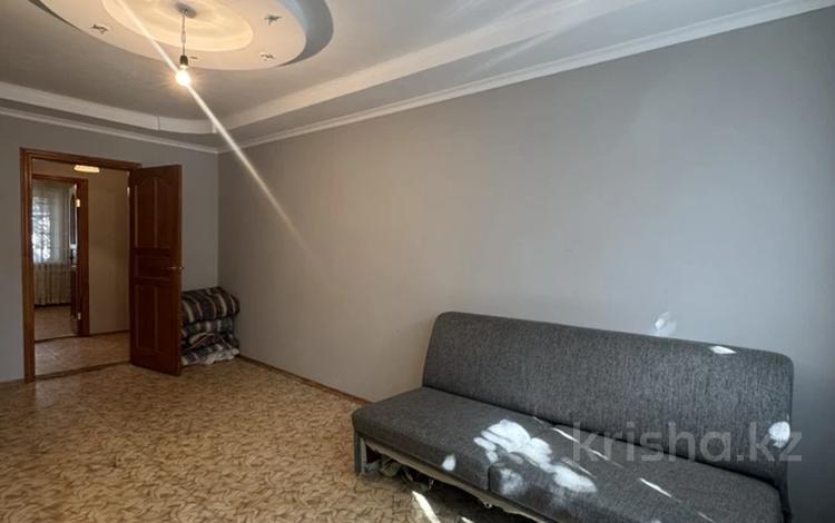 2-комнатная квартира · 45 м² · 1/5 этаж, Майкудук, Мкр Восток-2 — Восток-3 за 11.5 млн ₸ в Караганде, Алихана Бокейханова р-н — фото 2