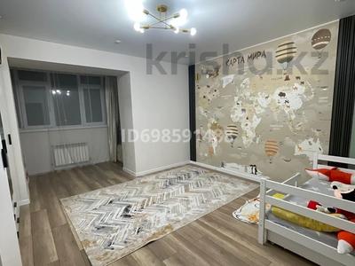 2-бөлмелі пәтер, 90 м², 10/10 қабат ай сайын, мкр. Алтын орда, Алтын орда 19М, бағасы: 200 000 〒 в Актобе, мкр. Алтын орда