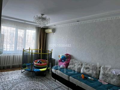 3-комнатная квартира · 67 м² · 1/5 этаж, Авиагородок — 29 школа за 19 млн 〒 в Актобе, мкр Авиагородок