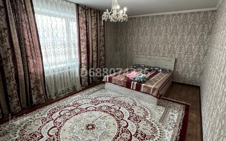 1-комнатная квартира, 54 м², 2/5 этаж посуточно, Қаратал 2 за 8 000 〒 в Талдыкоргане, Каратал — фото 7