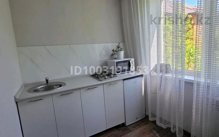 1-комнатная квартира · 31 м² · 2/5 этаж, Абдирова 17 — Бухар жырау за 9 500 ₸ в Караганде, Казыбек би р-н — фото 7