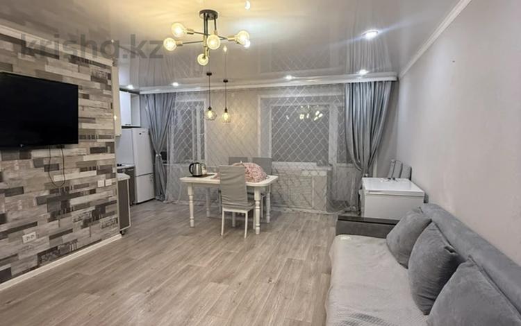 3-комнатная квартира · 58.6 м² · 5/5 этаж, Титова за 18.5 млн ₸ в Семее — фото 2