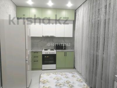 3-комнатная квартира · 68 м² · 4/8 этаж, Муканова 51 за 270 000 ₸ в Караганде, Казыбек би р-н