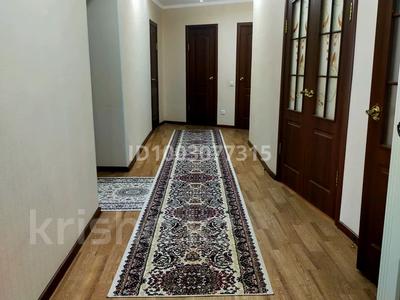 4-комнатная квартира · 130 м² · 3/6 этаж, мкр Болашак, Бокенбай батыра 129е за 42.7 млн 〒 в Актобе