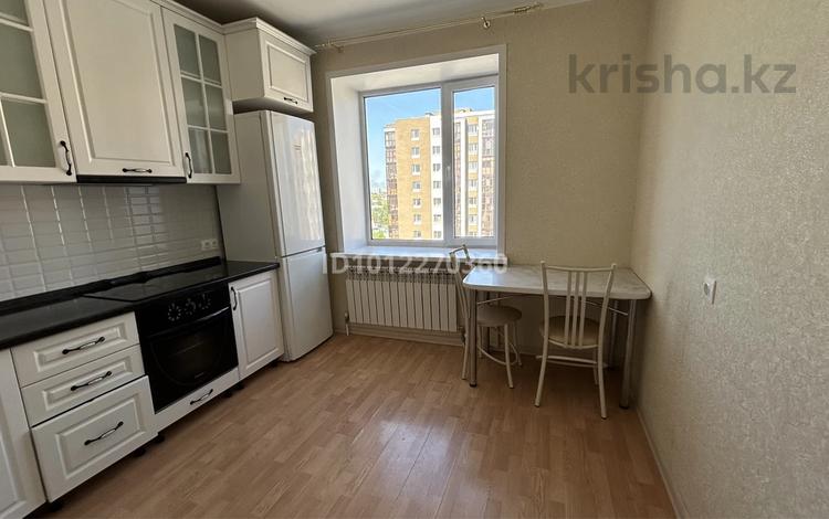1-бөлмелі пәтер · 40 м² · 6/9 қабат, ул. Ахмета Байтурсынова 49/1, бағасы: 25 млн ₸ в Астане, Алматы р-н — фото 2