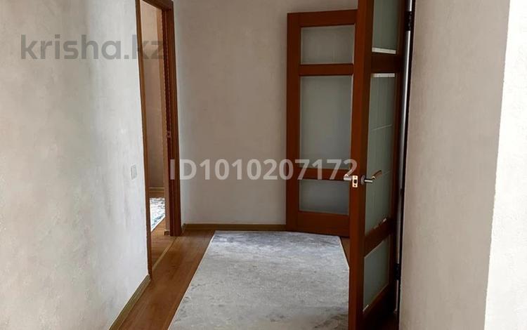 2-комнатная квартира · 72.4 м² · 8/9 этаж, мкр Сары Арка 39 за 29.5 млн ₸ в Атырау — фото 2