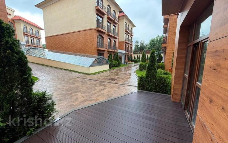 6-комнатная квартира · 255 м² · 1/4 этаж, Тайманова 222/6 за 280 млн ₸ в Алматы, Медеуский р-н — фото 2