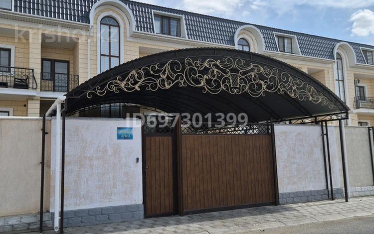 Отдельный дом · 6 комнат · 420 м² · 3 сот., мкр "Шыгыс 1" 216 за 120 млн 〒 в Актау, мкр "Шыгыс 1" — фото 2