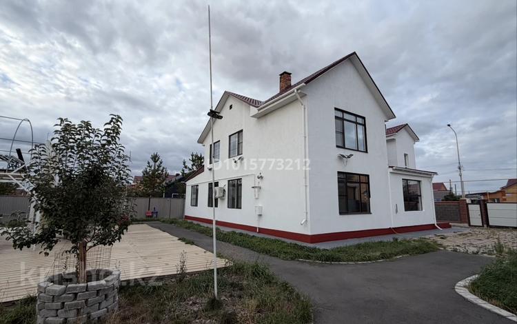Отдельный дом · 8 комнат · 250 м² · 10 сот., мкр Уркер — Аширбек Сыгай за 112 млн ₸ в Астане, Нура р-н — фото 2