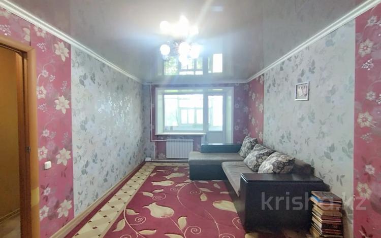 3-комнатная квартира · 58 м² · 2/5 этаж, ул. Абая 34 за 8.4 млн ₸ в Темиртау — фото 2