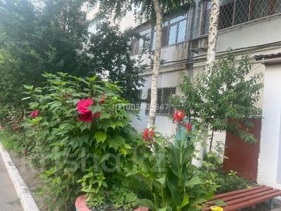 3-комнатная квартира · 70 м² · 2/5 этаж, Желтоксан 86 за 200 000 〒 в Таразе