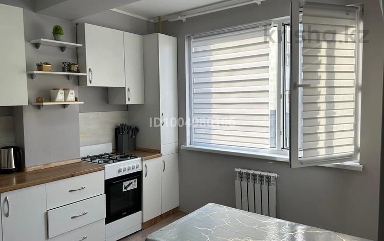 1-комнатная квартира · 37 м² · 3/5 этаж, Алтын орда за 200 000 ₸ в Алматы, Наурызбайский р-н — фото 2