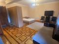 1-комнатная квартира · 45 м² · 4/5 этаж, мкр Самал-2 2 за 300 000 ₸ в Алматы, Медеуский р-н — фото 3