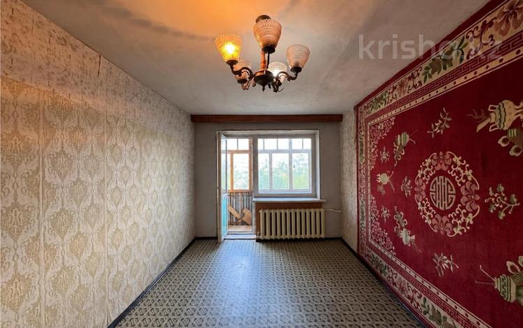3-бөлмелі пәтер · 54 м² · 2/4 қабат, пр. Строителей, бағасы: 7.5 млн ₸ в Темиртау — фото 2