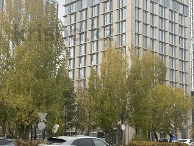 Свободное назначение, офисы, магазины и бутики, общепит, салоны красоты, медцентры и аптеки, образование, развлечения · 11100 м² за 12 млрд 〒 в Астане, Есильский р-н