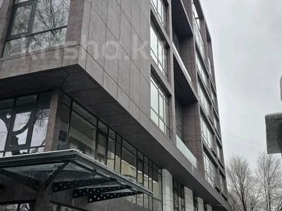 Свободное назначение, офисы, общепит, бани, гостиницы и зоны отдыха, медцентры и аптеки, образование, развлечения · 3600 м² за 3.5 млрд ₸ в Алматы, Алмалинский р-н