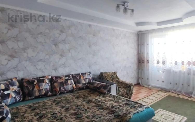 3-комнатная квартира · 63 м² · 2/5 этаж, 29а квартал за 13.4 млн 〒 в Абае — фото 2