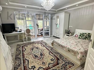 5-комнатная квартира · 143 м² · 4/5 этаж, Нусупбекова за 69 млн 〒 в Алматы, Медеуский р-н