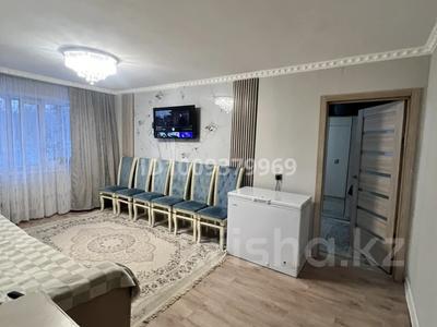 3-бөлмелі пәтер · 58 м² · 1/5 қабат, Майкудук, 12й микрорайон 31, бағасы: 15 млн 〒 в Караганде, Алихана Бокейханова р-н