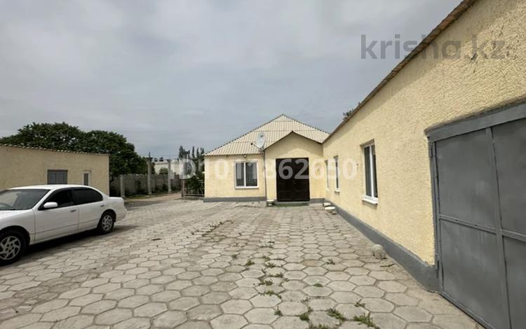Отдельный дом · 8 комнат · 180 м² · 25 сот., ул. Аманжолова 27 за 20 млн ₸ в Айша-Биби — фото 2
