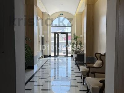 3-бөлмелі пәтер · 100 м² · 13/17 қабат, Нұрсәт ш/а, Байтерекова 190, бағасы: 85 млн ₸ в Шымкенте, Каратауский р-н