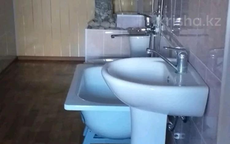 Жеке үй · 8 бөлме · 200 м² · 10 жүзд., 18 мкрн, бағасы: 95 млн ₸ в Конаеве — фото 7