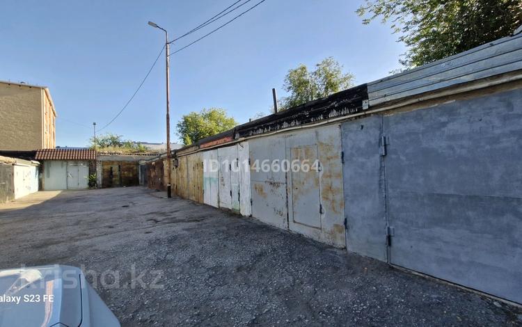 Гараж · 20 м² · Бухар Жырау — Продам гараж капитальный, площадь 3, 5×6. Гаражный кооператив 129, нах за 3.3 млн ₸ в Павлодаре — фото 2