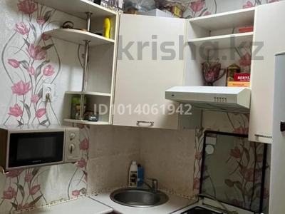 3-комнатная квартира · 47 м² · 2/5 этаж, 3 мкр 4 — Перед садиком Аққу за 11.5 млн ₸ в Абай