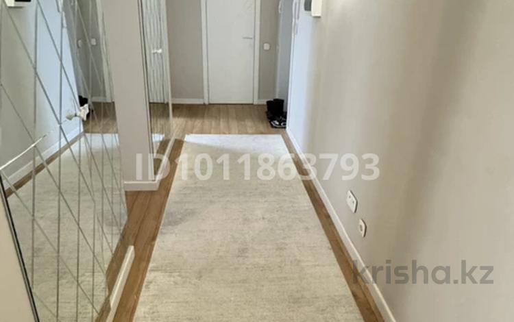 2-бөлмелі пәтер · 59 м² · 2/12 қабат, Кошкарбаева 1142, бағасы: 40 млн ₸ в  — фото 2
