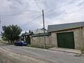 Отдельный дом · 8 комнат · 200 м², Рудаки 108 — 93 школа за 61 млн ₸ в Аксукенте