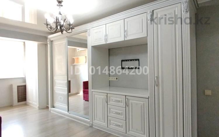 3-комнатная квартира · 63 м² · 3/5 этаж, 15-й микрорайон 3 — Шаяхметова за 25 млн ₸ в Шымкенте, Аль-Фарабийский р-н — фото 2