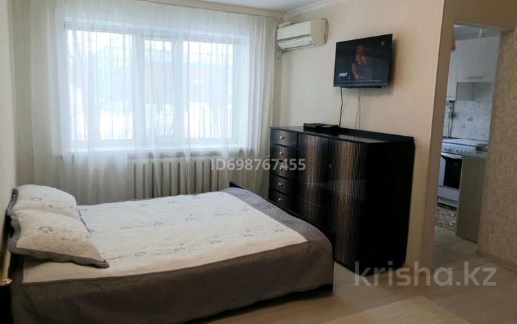 1-бөлмелі пәтер · 30 м² · 1/5 қабат, Бейбитшилик 62А, бағасы: 12 000 ₸ в Астане, Сарыарка р-н — фото 2