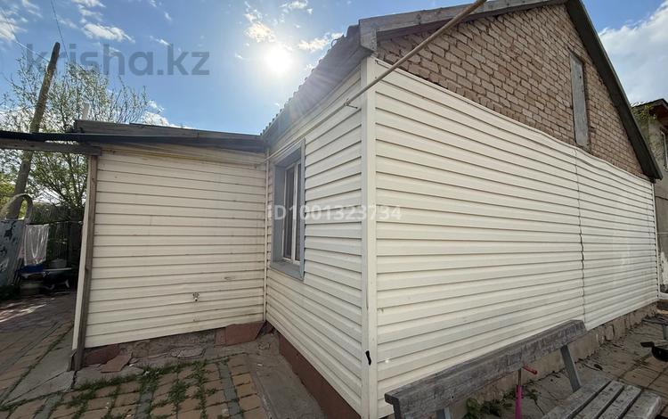 Отдельный дом · 4 комнаты · 80 м² · 6 сот., Медеу 12 — Депо остановка за 40 млн 〒 в Астане, Сарыарка р-н — фото 2