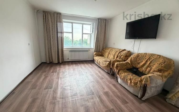 2-бөлмелі пәтер · 55 м² · 4/5 қабат, ул Асанова 69, бағасы: 20.5 млн ₸ в Талдыкоргане — фото 2