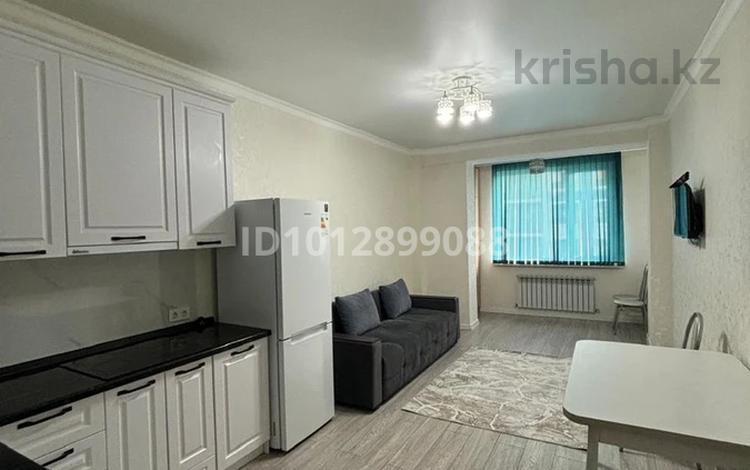 1-комнатная квартира · 32 м² · 7/10 этаж, Карасай батыра 326 — Карасай батыра 326, угол Варламова за 250 000 ₸ в Алматы, Алмалинский р-н — фото 2