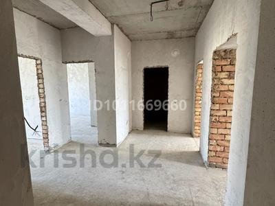 3-бөлмелі пәтер · 92 м² · 4/6 қабат, Турысова 1/12, бағасы: 40 млн ₸ в Шымкенте, Аль-Фарабийский р-н