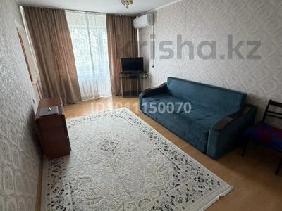 2-бөлмелі пәтер · 44 м² · 4/5 қабат, Абая 130 — Пожарки, бағасы: 15 млн ₸ в Жезказгане