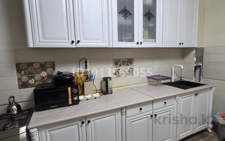 2-бөлмелі пәтер · 70 м² · 4/6 қабат, Акотау 20 — Рядом с 8 школой, бағасы: 155 000 ₸ в Уральске — фото 2