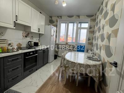3-бөлмелі пәтер · 78 м² · 9/9 қабат, Жумекен Нажимеденов 17, бағасы: 31 млн ₸ в Астане, Сарайшык р-н