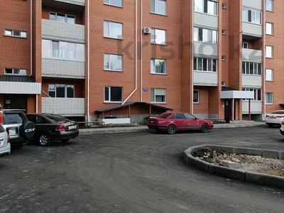 3-комнатная квартира, 93.6 м², 2/5 этаж, 4 линия 14/1 за ~ 26.7 млн 〒 в Петропавловске