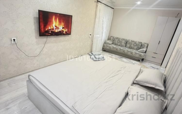 1-бөлмелі пәтер · 50 м² · 3/9 қабат, Назарбаева 91, бағасы: 12 000 ₸ в Павлодаре — фото 2