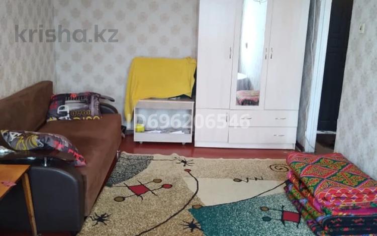 1-комнатная квартира · 32.9 м² · 3/5 этаж, ул. 8 квартал 43 — Рядом находится Больница,мечеть ,29 казахская школа и 32 русская школа за 2 млн 〒 в п.Актау — фото 2