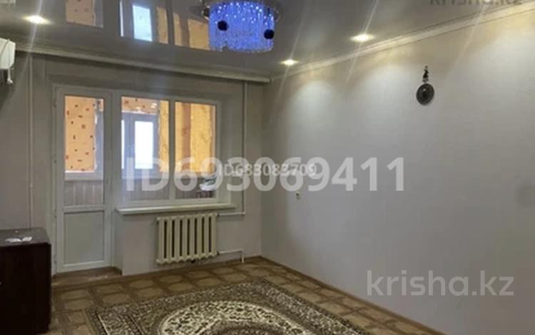 2-бөлмелі пәтер, 60 м², 7/9 қабат ай сайын, мкр Жилгородок, бағасы: 100 000 〒 в Актобе, мкр Жилгородок — фото 13