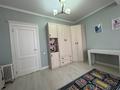 5-бөлмелі пәтер · 163.8 м² · 4/5 қабат, мкр. Алтын орда 21м, бағасы: 57 млн ₸ в Актобе — фото 16