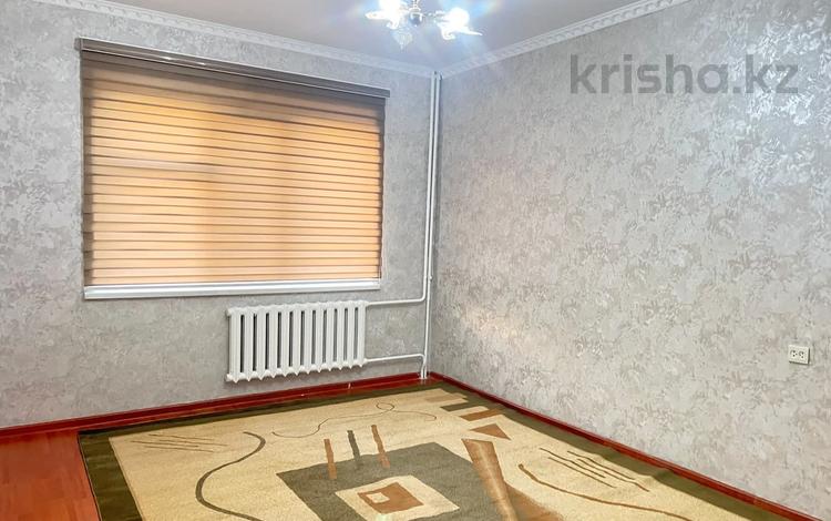 1-комнатная квартира · 41 м² · 5/8 этаж, Аксай 1 1 за 180 000 ₸ в Алматы, Ауэзовский р-н — фото 2