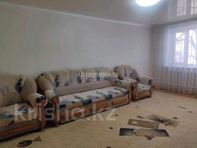 2-бөлмелі пәтер · 40 м² · 4/4 қабат, Быржан сал 114 — Центр города, бағасы: 15 000 ₸ в Талдыкоргане