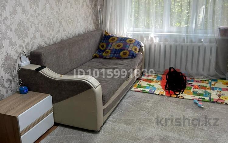 1-бөлмелі пәтер · 33 м² · 1/5 қабат, 14-шағынаудан, бағасы: 70 000 ₸ в Караганде, Алихана Бокейханова р-н — фото 2