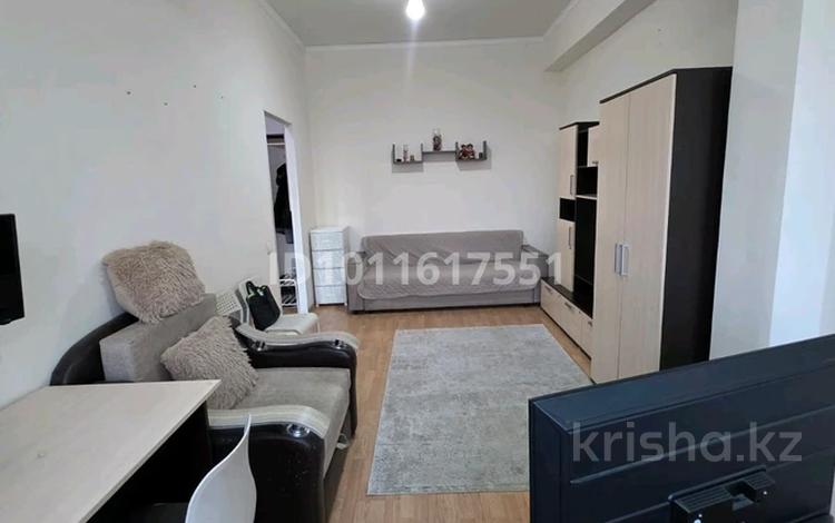 1-бөлмелі пәтер · 33 м² · 5/6 қабат, Айнабұлақ-2 ш/а. 32/2, бағасы: 180 000 ₸ в Алматы, Жетысуский р-н — фото 2